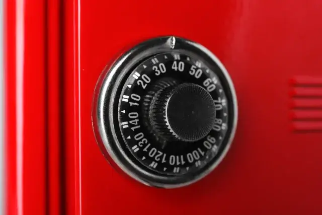 ダイヤル式金庫が開かないのは故障？それとも操作ミス？