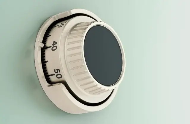 金庫のダイヤル番号がずれる原因と見極め方は？