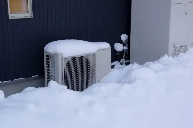 エコキュートの配管が凍結する原因と凍結しやすい箇所は？