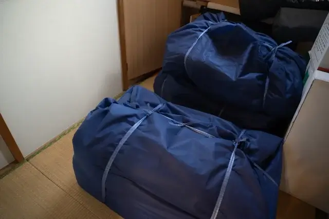 残置物片付け自分でやるか、プロに任せるか
