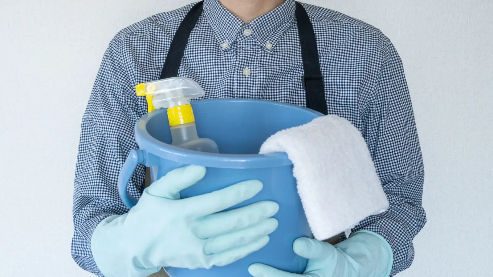 ゴミ屋敷の片付けグッズはレベル別でこれだけ変わる！基本グッズと保護、防虫、衛生道具までわかりやすく解説